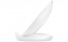 Беспроводное зарядное устройство Samsung Wireless Charger Stand (EP-N5100BWRGRU) White - фото 3 - Samsung Experience Store — брендовый интернет-магазин